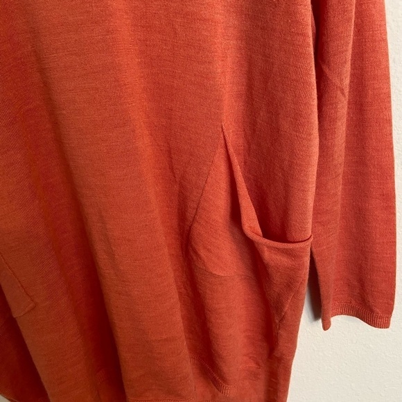 Eileen Fisher V Neck Box Top Merino Wool - Picture 3 of 5